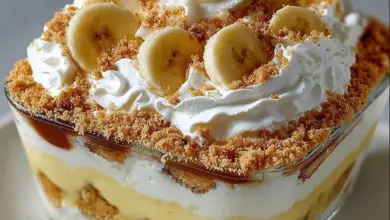 Delicious Banana Pudding Lush dessert layered with bananas and creamy pudding