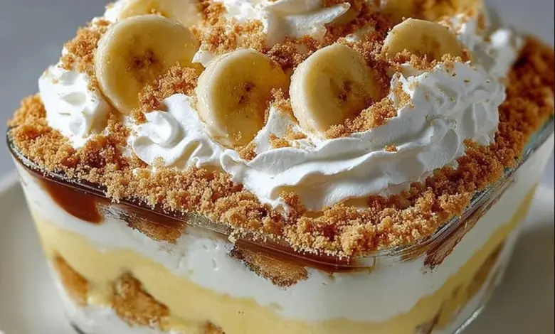 Delicious Banana Pudding Lush dessert layered with bananas and creamy pudding